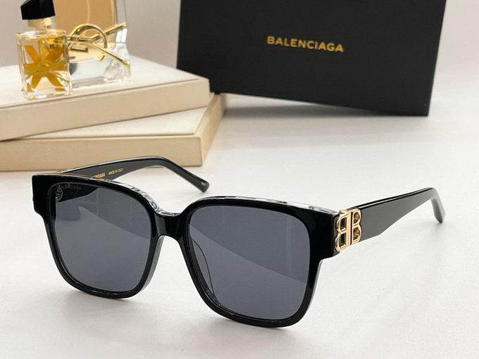 Balenciaga Sunglasses ID:20240703-92
